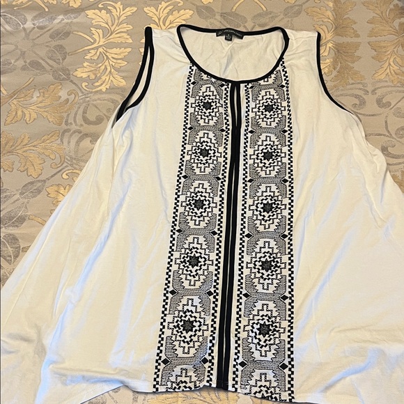Adrianna Papell White Tank Top with Black Embroidery - Picture 1 of 4